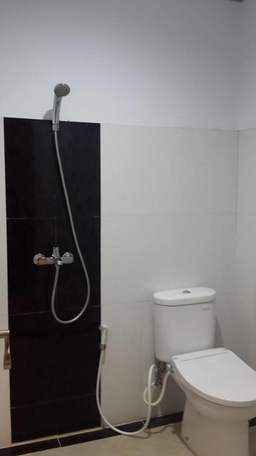 Reddoorz Plus @ Paal 2 Manado Exterior foto